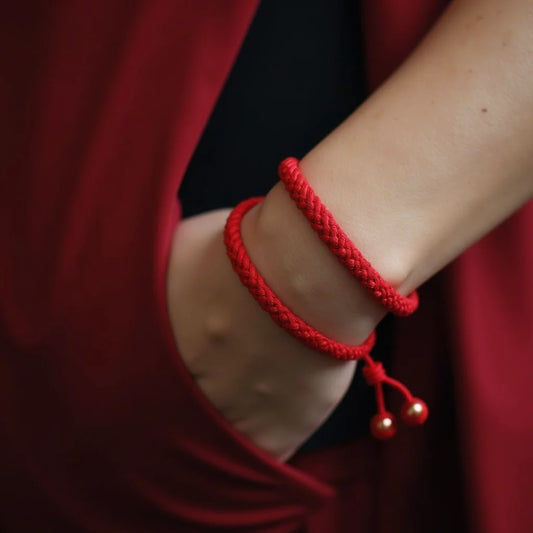 Red String Protection Bracelets - Red String Protection Bracelets: Meaning and Wearing Tips