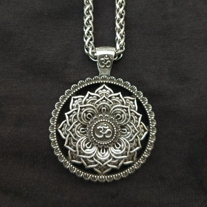 2024 New Zinc Alloy Om Pendant Necklace