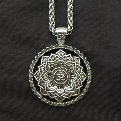 2024 New Zinc Alloy Om Pendant Necklace